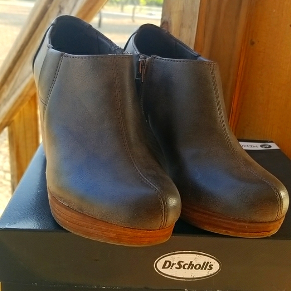 DR. Scholls Wedge Booties 8.5 - Picture 6 of 6
